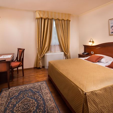 Hotel Savoy Опатия Екстериор снимка