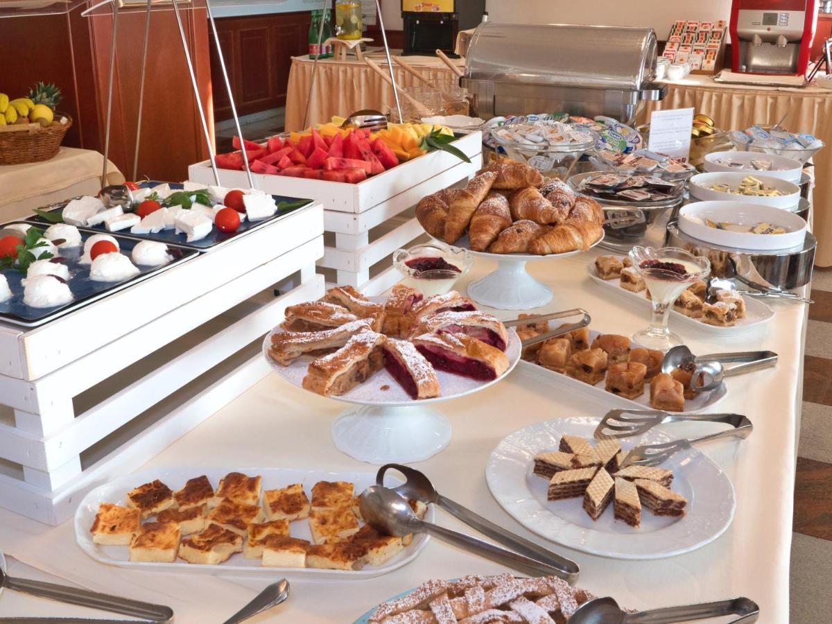 Hotel Savoy Опатия Екстериор снимка