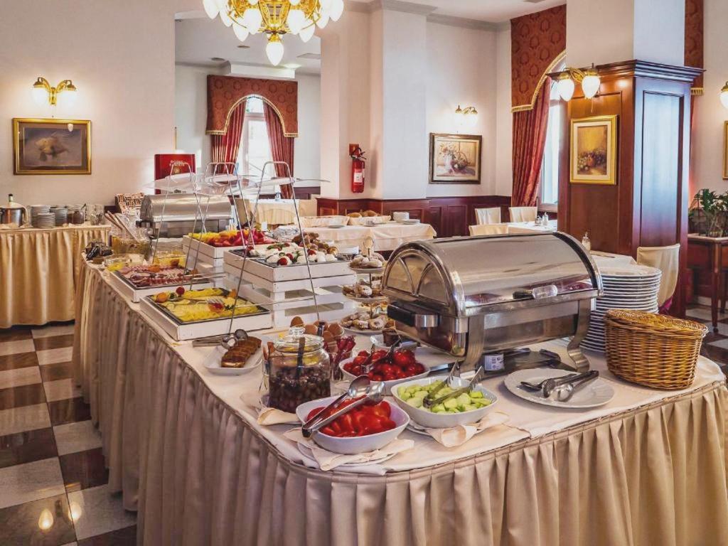 Hotel Savoy Опатия Екстериор снимка